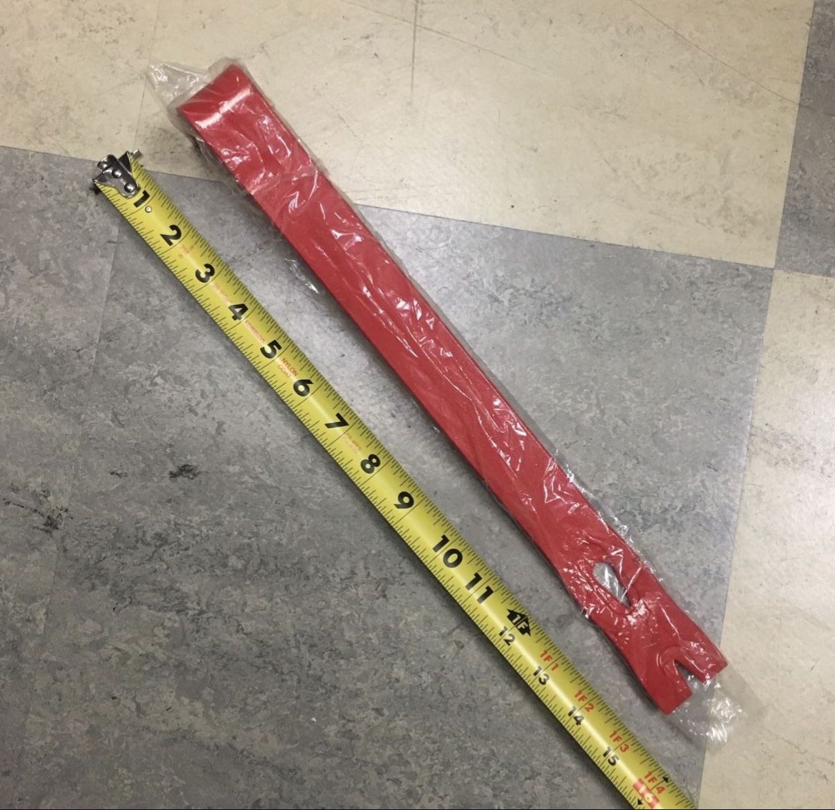 Tools - 15” Heavy Duty Flat Pry Bar. “BRAND NEW”.
