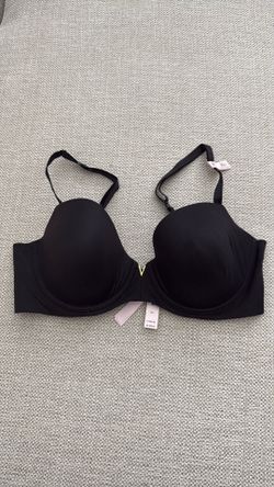 VICTORIAS SECRET BRA // BRAND NEW