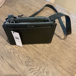 Calvin Klein Deep forest Green Purse