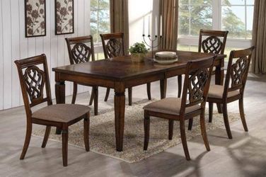 Dining Table with 6 chairs