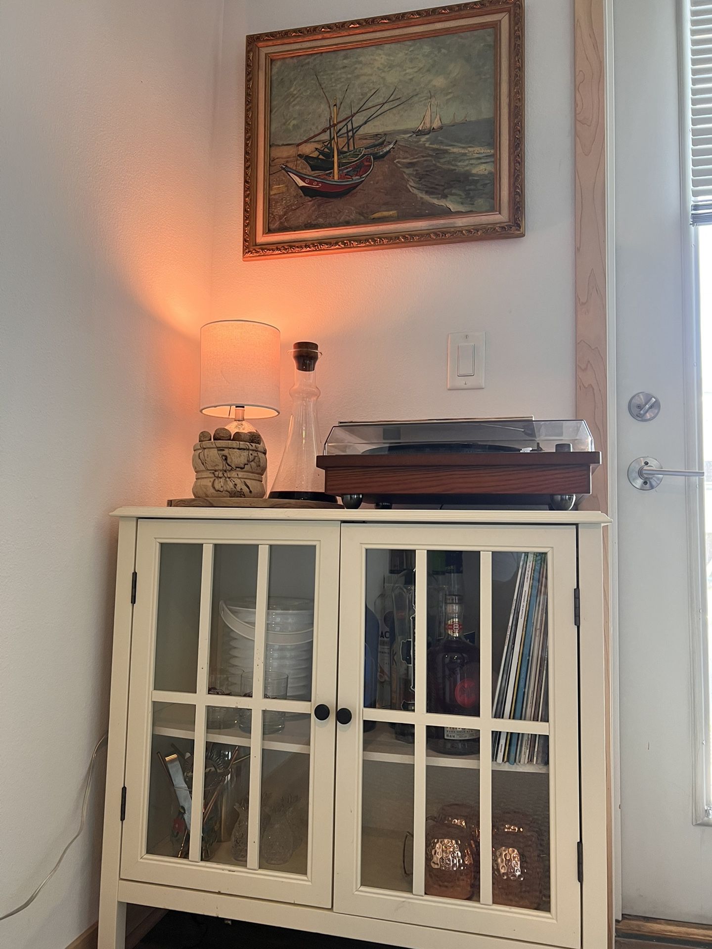 Bar Cabinet/Small cabinet 