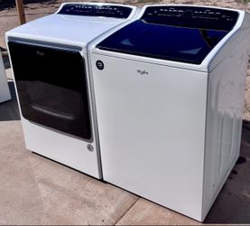 Electric Washer & Dryer Set – Delivery Available