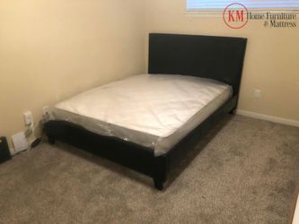 PLATFORM BED AND MATTRESS COMBO IN BLACK LEATHER UPHOLSTERY