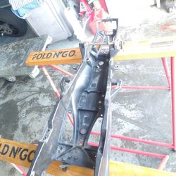 04-06 Yamaha R1 Rear Upper Sub Seat  Assembly 