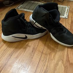 Nike Zooms  Size 14
