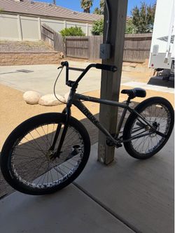 Throne goon Xl 27.5