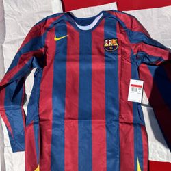 Nike FC Barcelona Re-Issue 2005/06 Ronaldinho #10 Home Jersey