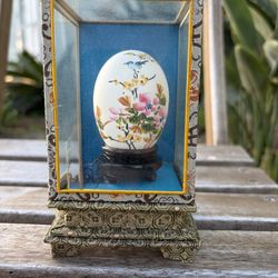 Vintage Chinese Porcelain Egg