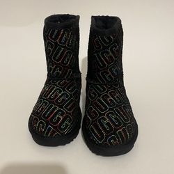 Girl Ugg’s (size10)