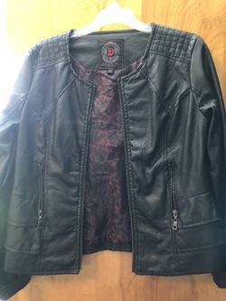 Women’s leather jacket