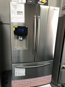 Refrigerator French door Samsung 25 cu. regular price $2221 on sale for $1665 on