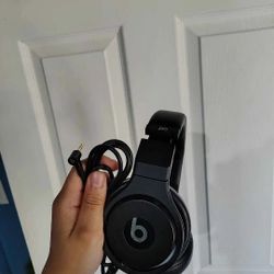 Beats Pro