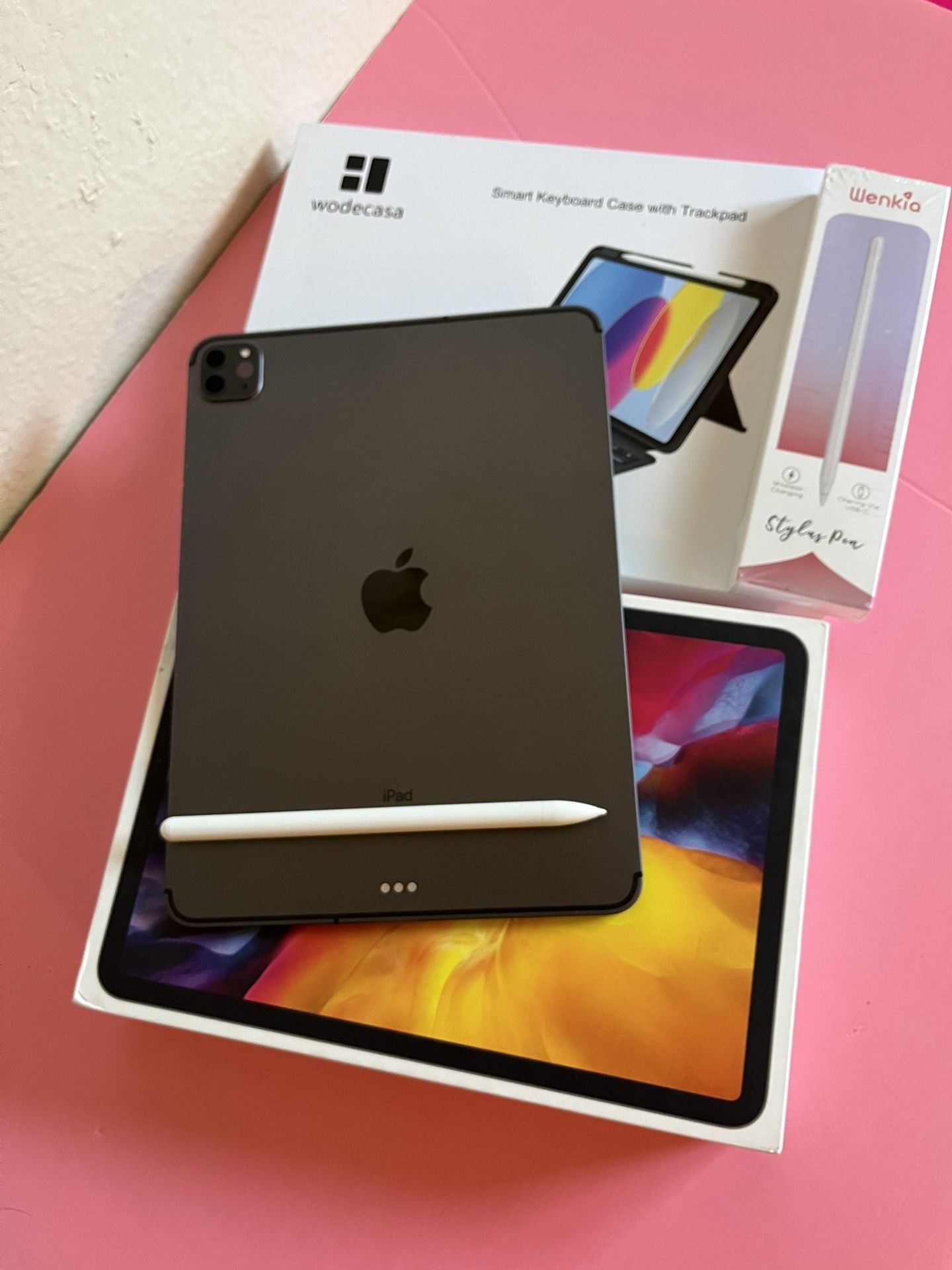 11インチ iPad Pro（第2世代）Wi-Fi 256GB + pen iPad Pro 11インチスペースグレー 第2世代Wi-Fi＋Cellular refurb-ipad