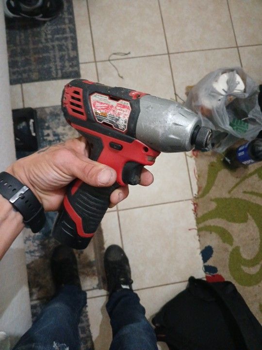 Milwaukee M12 Impact Driver