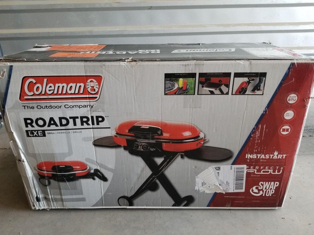 Coleman Roadtrip LXE Grill