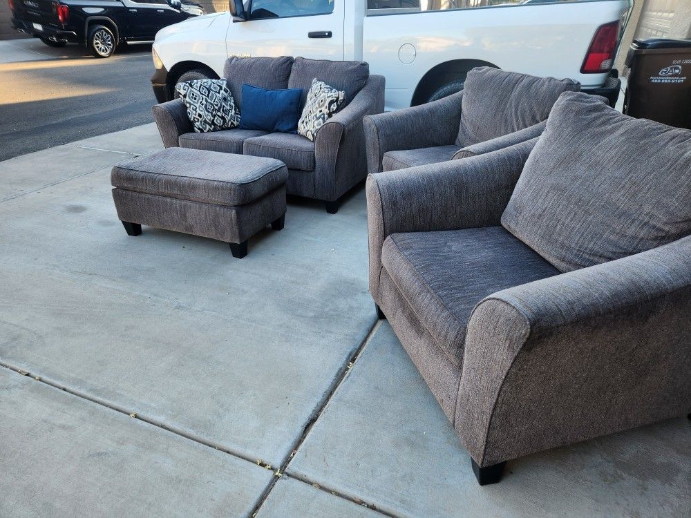 Couch Set