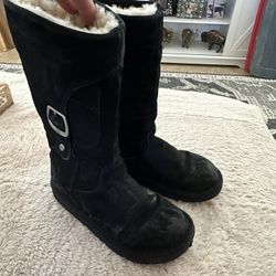 Ugg Style # 5132 Black Tall Boots Size 6 Sheepskin Winter 