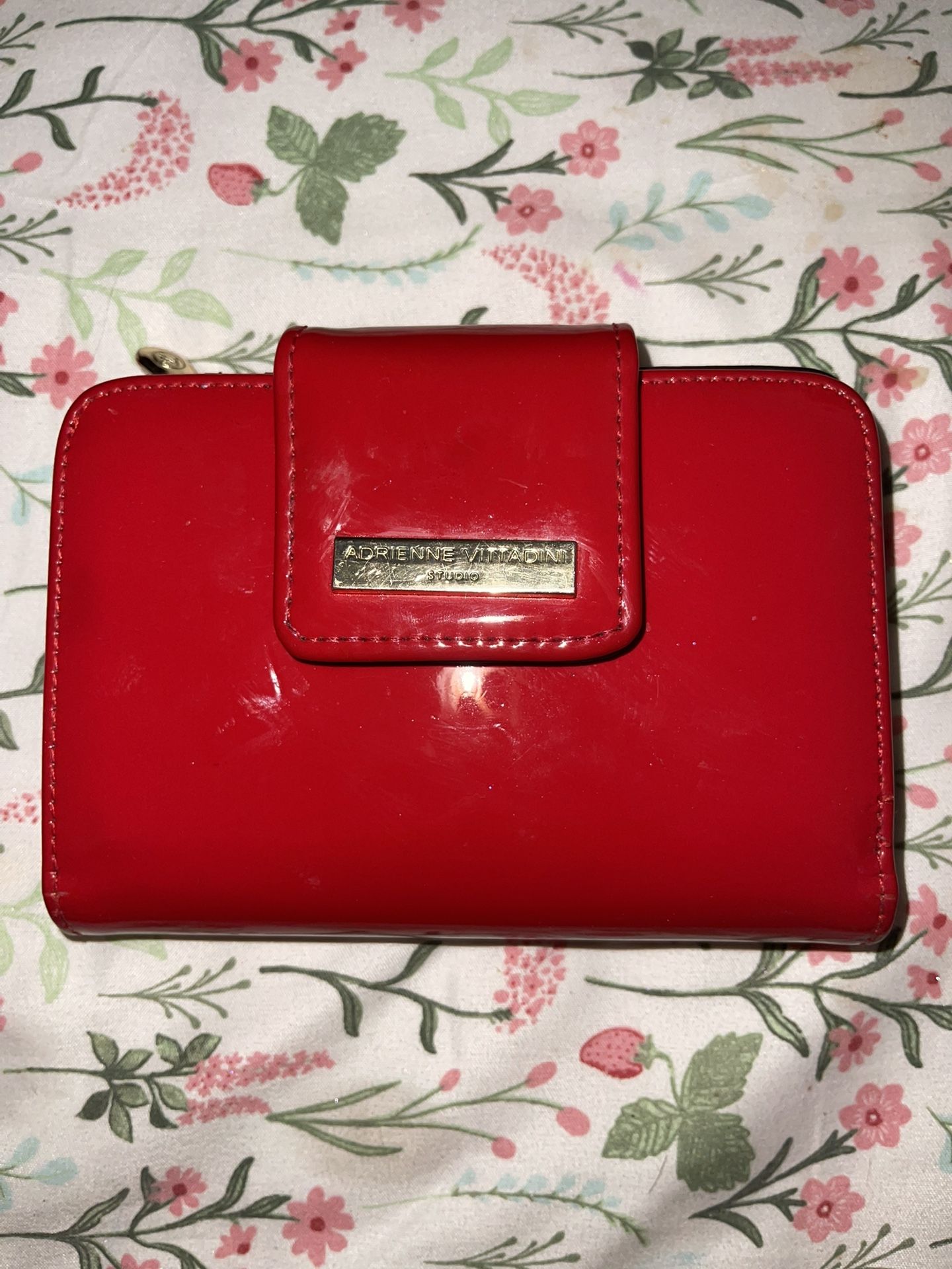 Adrienne vittadini studio red wallet