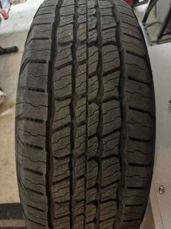 (1) Single MICHELIN TIRE 245/65/17 - 245 65R17