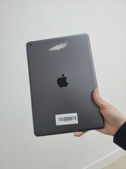 iPad 8th Gen 10.2" (WiFi) 128GB Heavy Used Space Gray Pre-owned