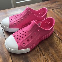 Girls Converse Shoes Size 3