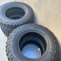 MASTER CRAFT MUD TERRAINTIRES 35s