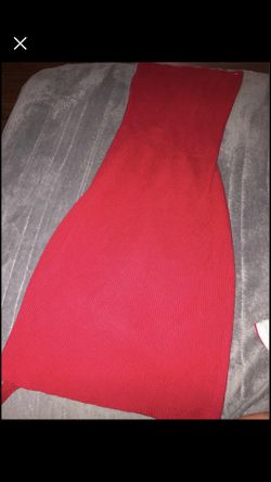 red body con dress