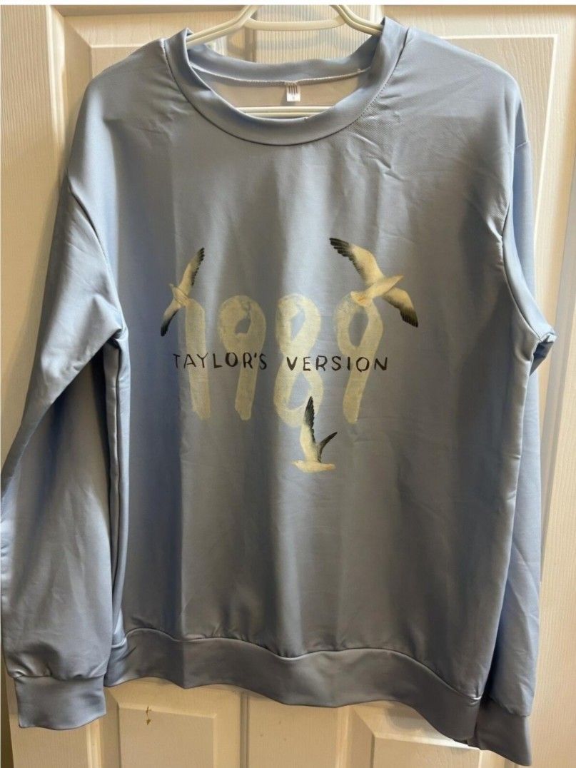 Taylor Swift 1989 Sweatshirt XL