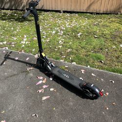 Ridel XS‑2 Electric Scooter – Low Miles, Great Battery, Minor Cosmetic Wear – $425 OBO