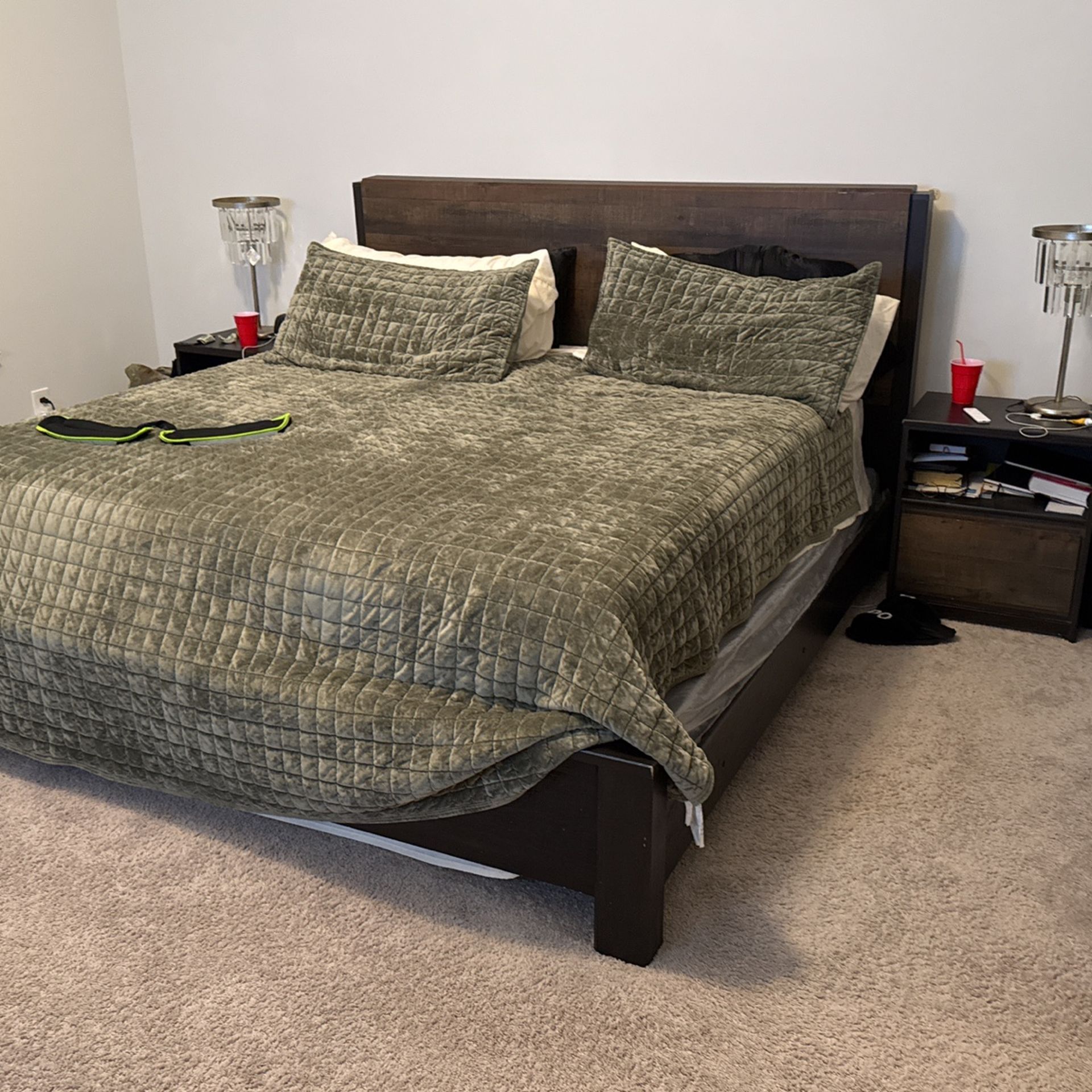 Complete king bed Set.