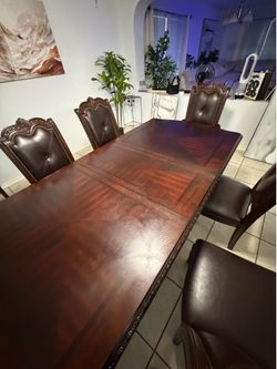 ✨ Elegant Cherry Wood Dining Table Set