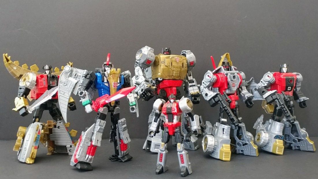 Power of the primes Dinobots Transformers. Voyager Class. Combined mode Volcanicus