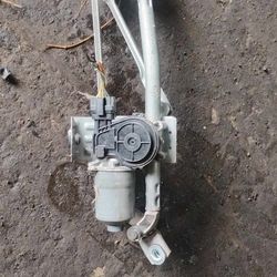 2018 Hyundai Elantra wiper motor and assembly