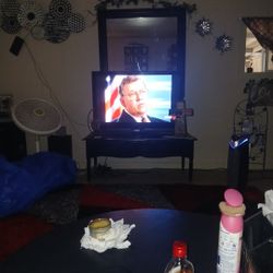  42 Inch Color Tv 