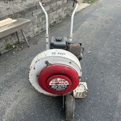 Leaf Blower