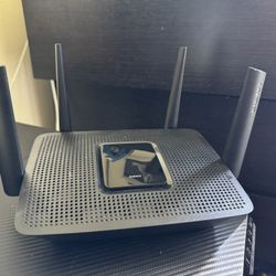 Linksys EA8300 Router
