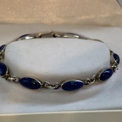 Sterling Silver And Lapis Lazuli Bracelet 