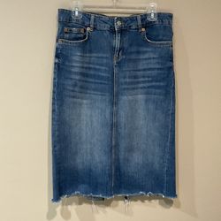 ZARA Women’s Stretchy Raw Hem Back Slit Jeans Skirt, Size M