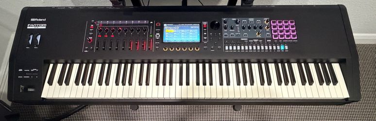Roland Fantom 8 EX 88 Key Synthesizer Workstation