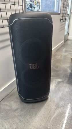 Jbl party box ultimate  speaker