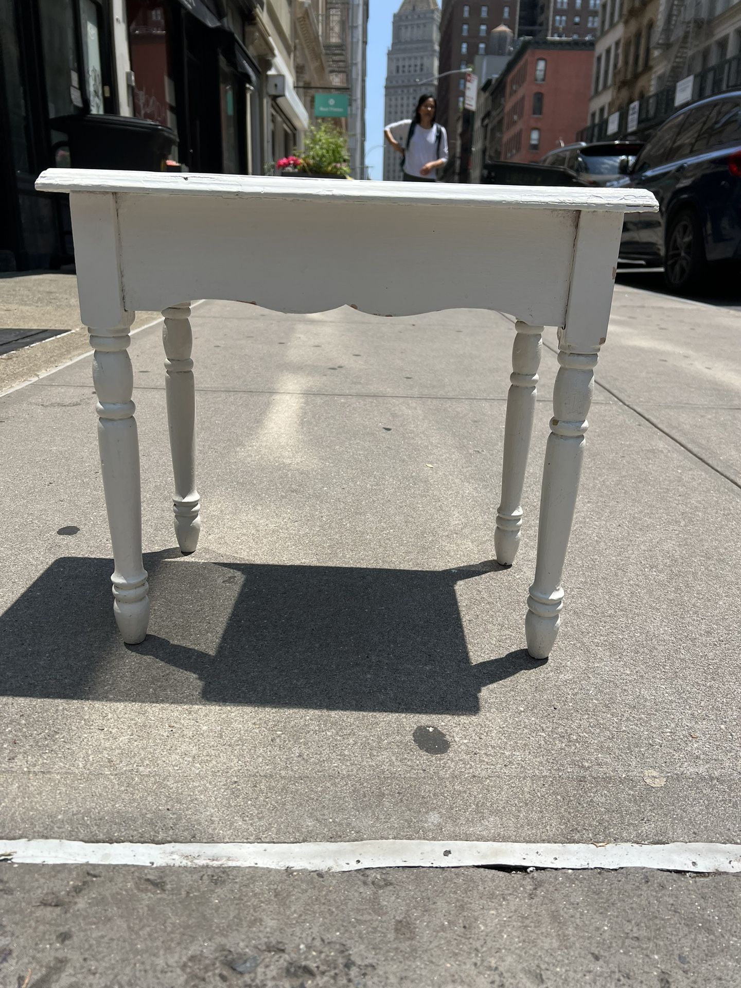 Antique Bedside Table (white)