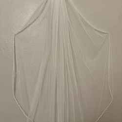 Elbow Length Veil