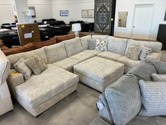 Cream Plush Sectional Couch