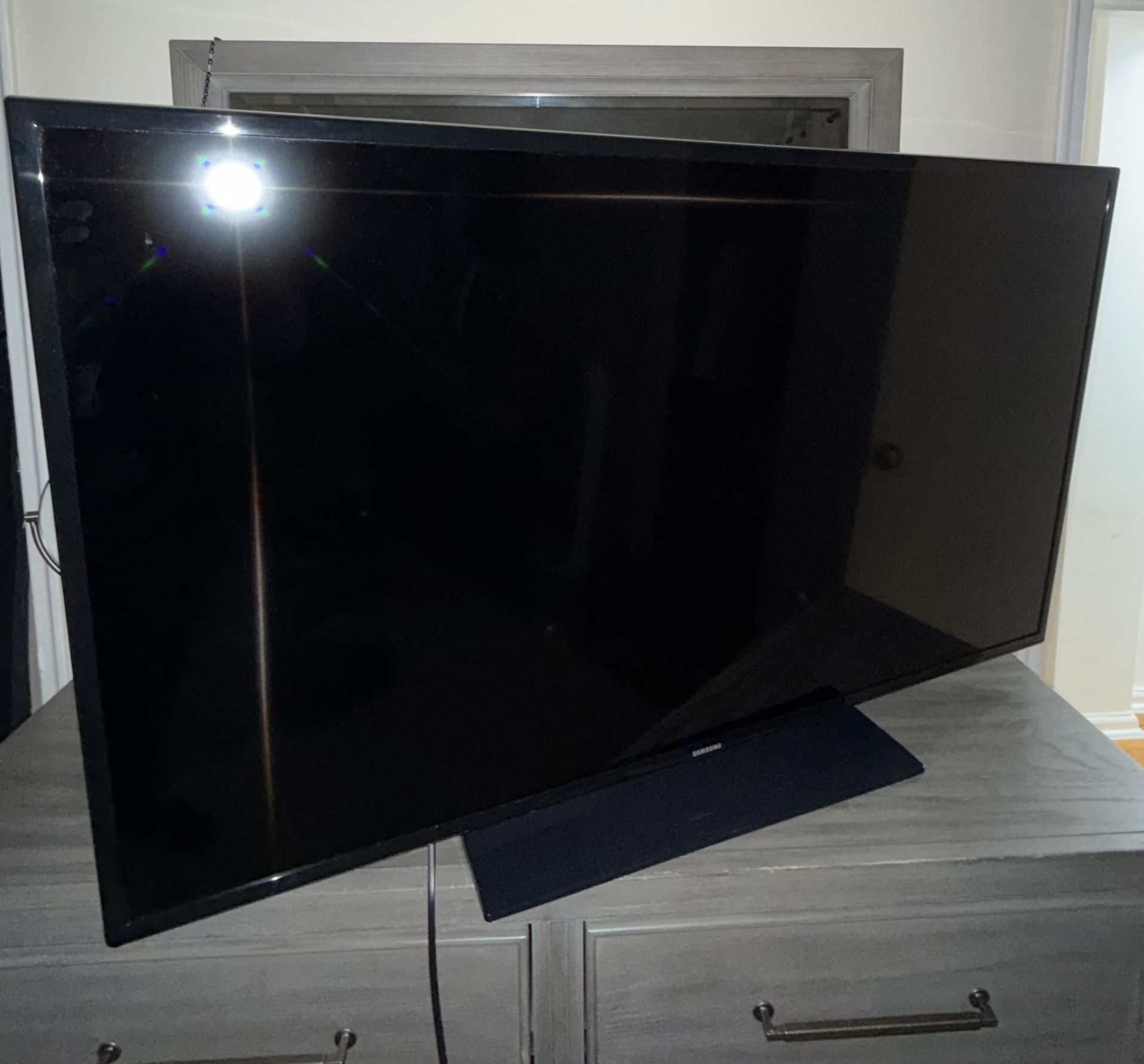 Samsung 55" TV