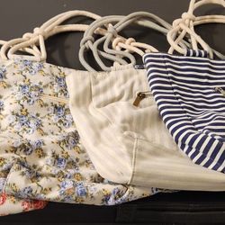 Farmhouse Tote Bags