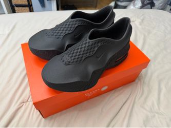 Brand New Nike Air Max 1000.2 Black Hyper Crimson!
