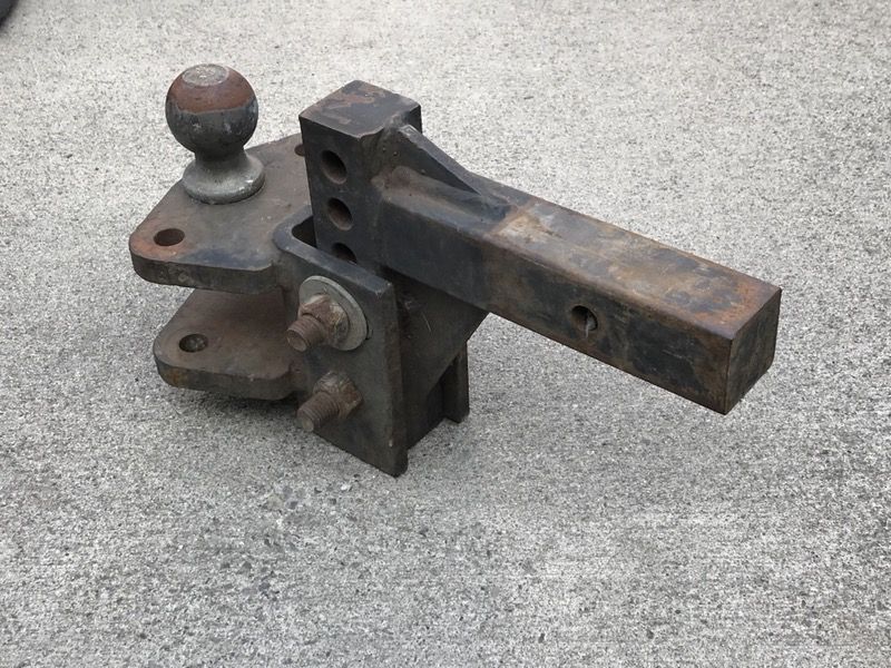 Adjustable Solid Steel Truck Trailer Hitch