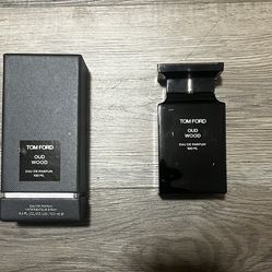 Tom Ford Oud Wood Send Offer