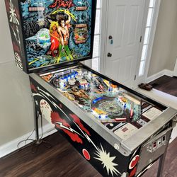 Williams Flash Pinball Machine