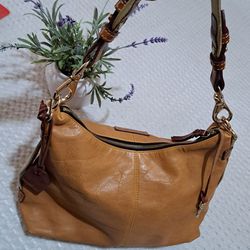 Dooney Bourke Leather Women Sholder Bag 